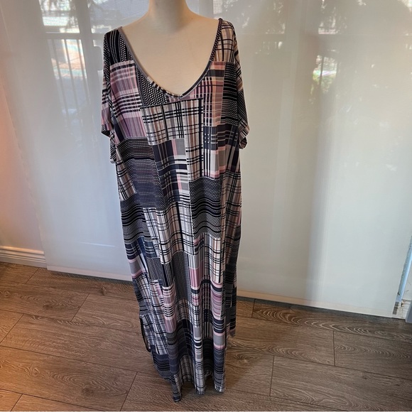 42 POPS Plus Size Plaid Maxi Dress - V-Neck, Pockets, Side Slits - Size 3X EUC - Picture 3 of 12